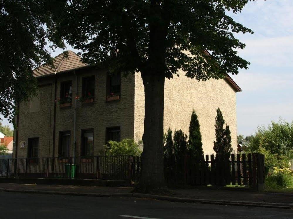 Hotel Hueblers-Schlafquartier Fürstenwalde Zewnętrze zdjęcie