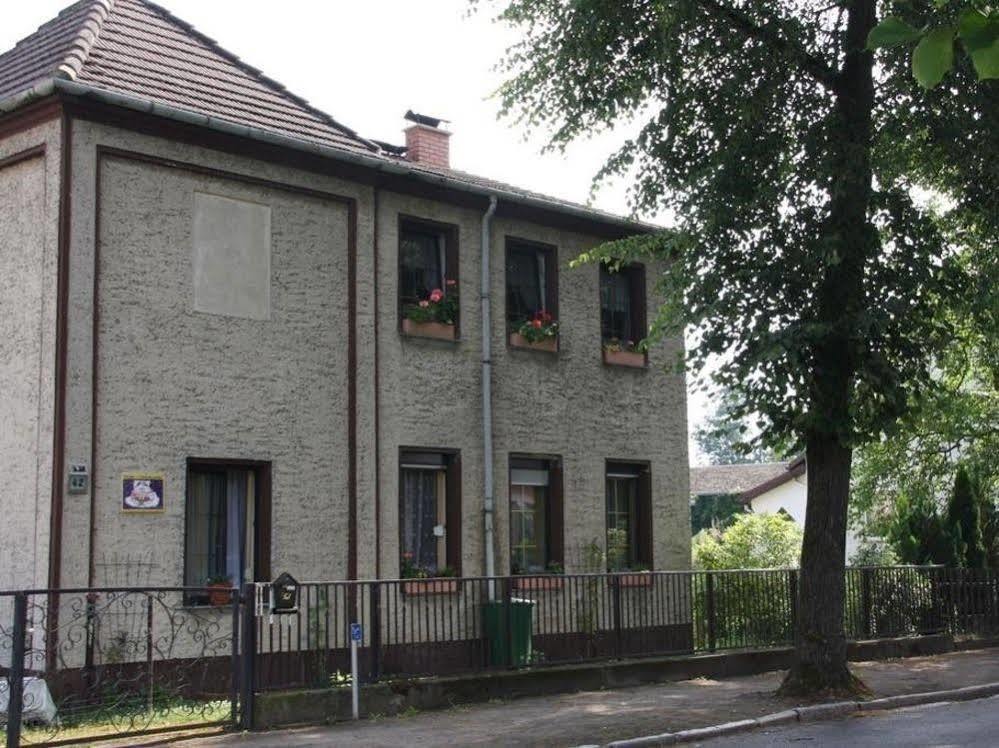 Hotel Hueblers-Schlafquartier Fürstenwalde Zewnętrze zdjęcie